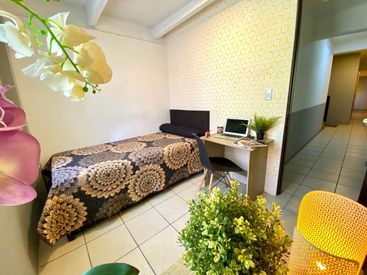 Roomies Hostel - Santa Maria La Ribera Kota Meksiko Bagian luar foto